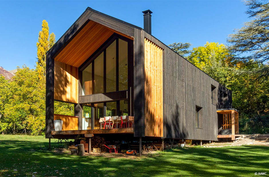 maison sur techno pieux avec dalle en poutres en I