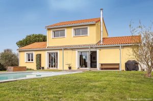 surélévation de maison en bois à l'aide de poutres en I
