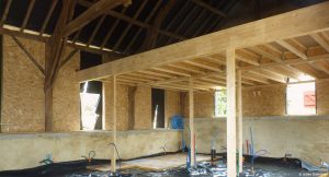 Rénovation de bâtis anciens : création de planchers avec les poutres en I