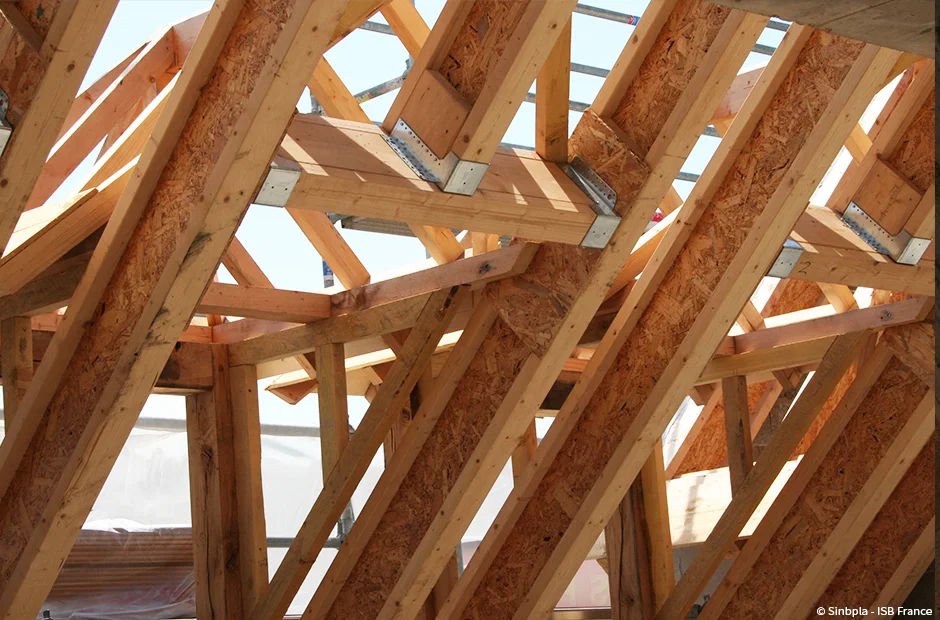 rénovation de toiture charpente avec poutres en I